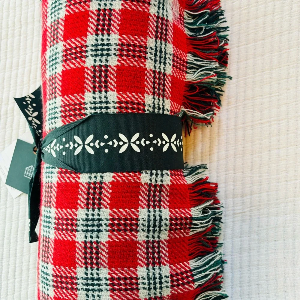 Hearth & Hand with Magnolia 50x60 Vintage Plaid Reversible Brushed Woven Throw